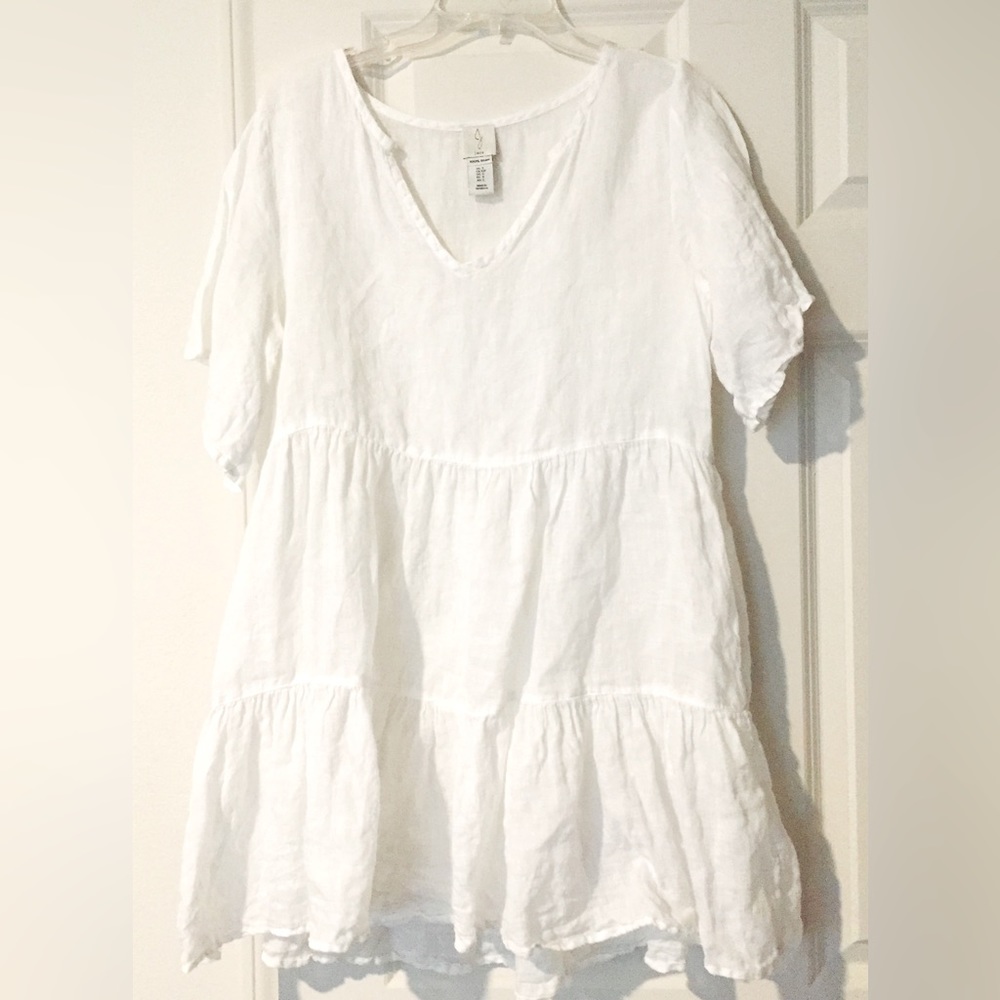 Women’s white swimsuit coverup.  Size S.